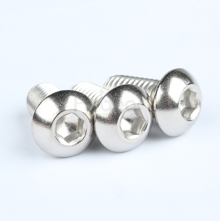 空间受限结构中为何优先选用内六角螺栓